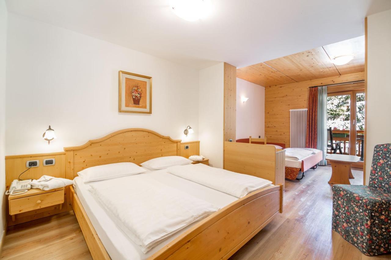 Hotel Salvan Campitello di Fassa Exterior photo
